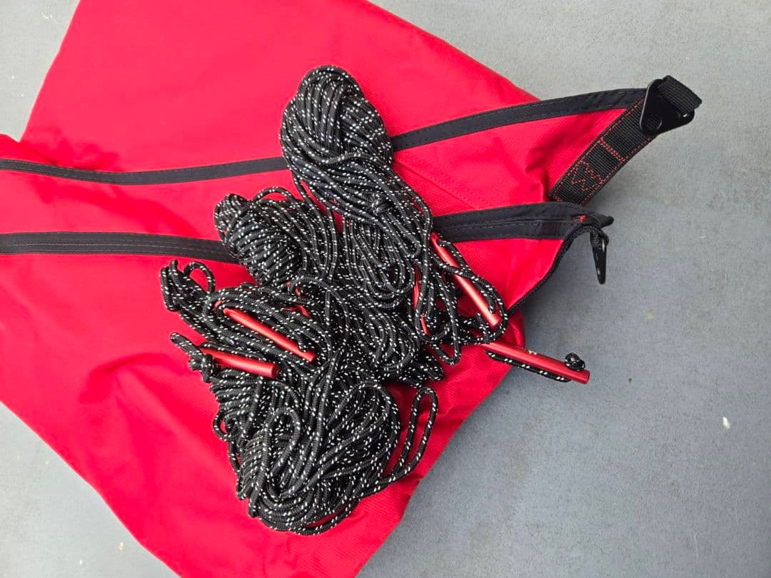 マックワンタープL　レッド