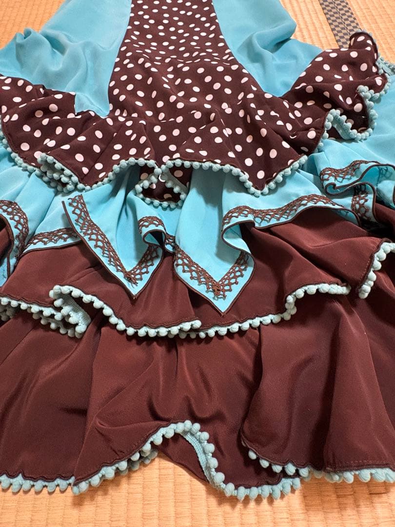 フラメンコドレス 茶色と水色のドット柄　マンサニージャ