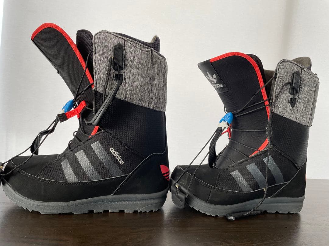 adidas アディダス　スノーボードブーツ　23.5