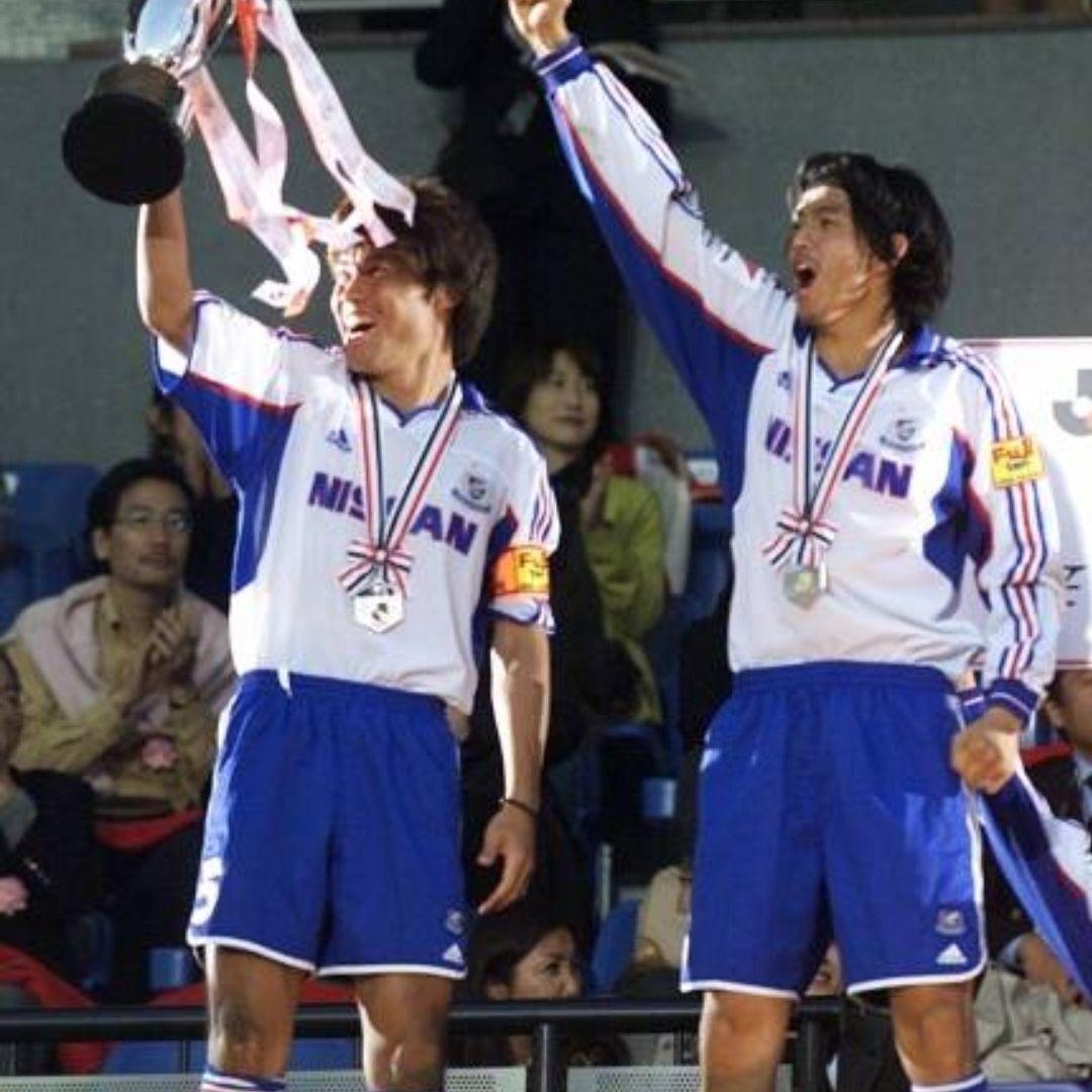 横浜Ｆ・マリノス2001ユニフォームL 松田直樹選手 直筆サイン、漢字ネーム入り