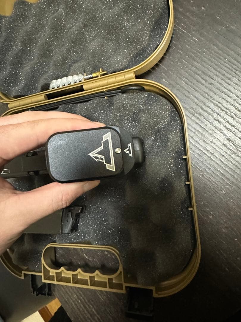 ksc Glock 19 アッパー、ロワーHW マガジン　ケース付き　最終値下げ