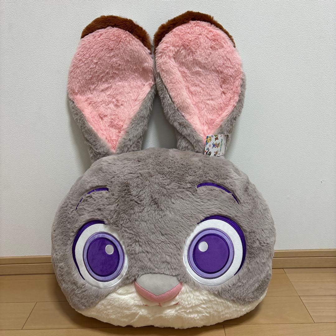 ★新品、タグ付 ★ディズニー ルシファー&ジュディ　2点セット　ぬいぐるみ