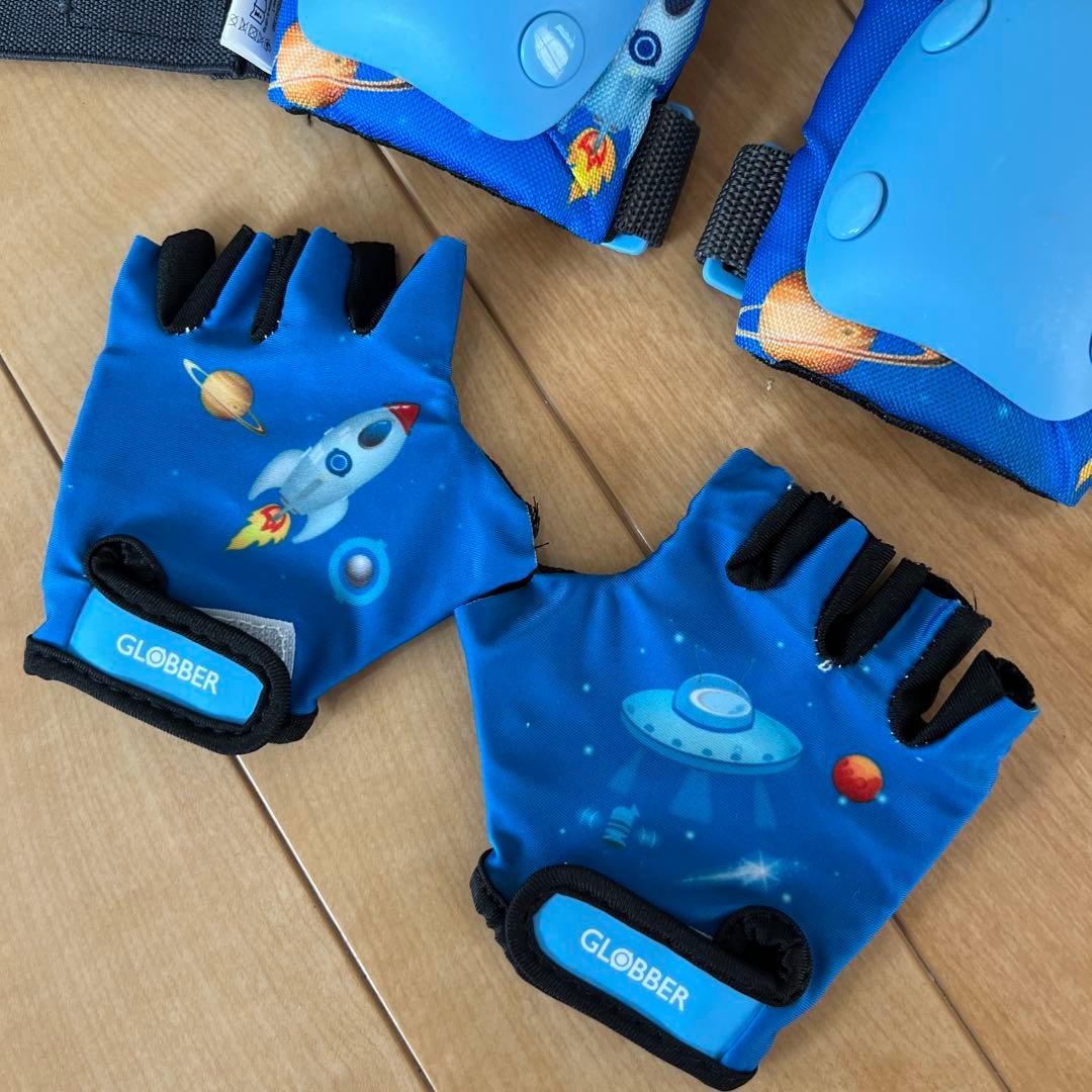 ストライダー　クラシック12 オリジナルリュック　膝と肘プロテクター手袋　セット