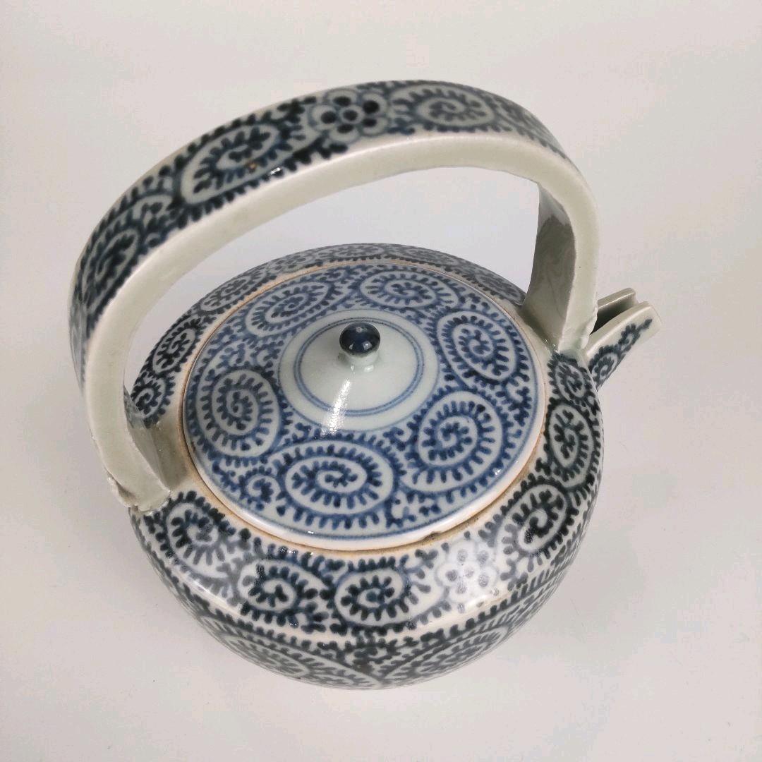 お値下げしました。古伊万里　染付　蛸唐草　銚子