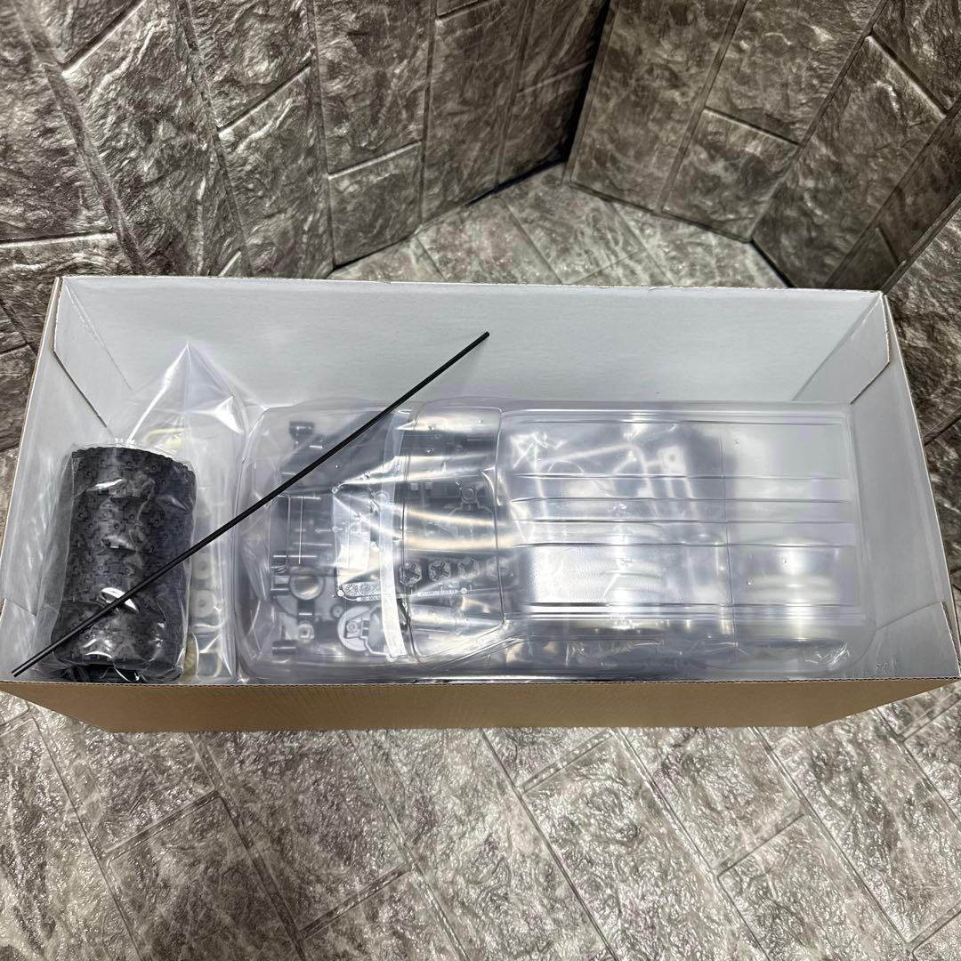 新品未使用 タミヤ 1/10 スズキジムニーJB23