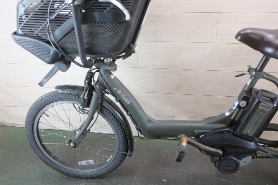 アッタス )ヤマハPAS　KISS 20インチ 3段8.7Ah　充電器無