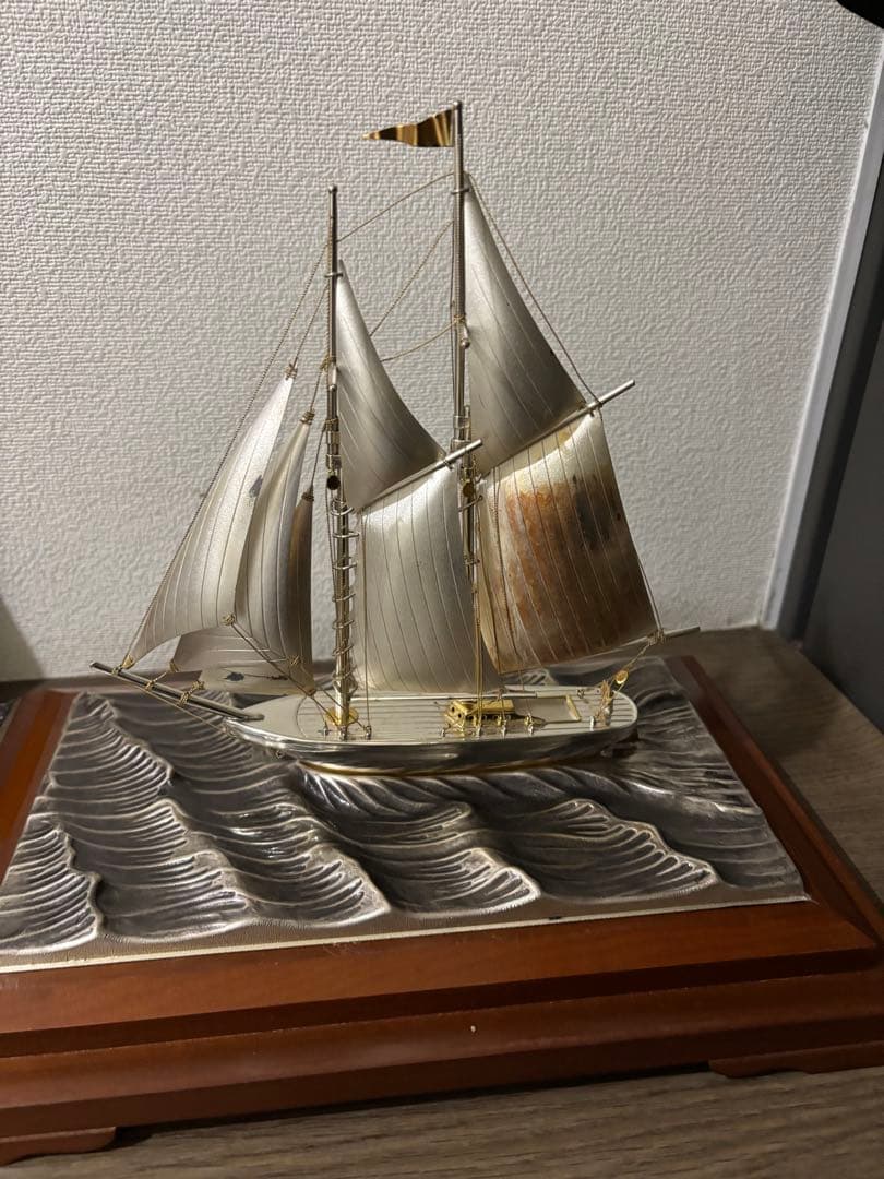 純銀刻印　帆船置物　船長さ21cm 大きめ　ガラスケース付き　レトロ