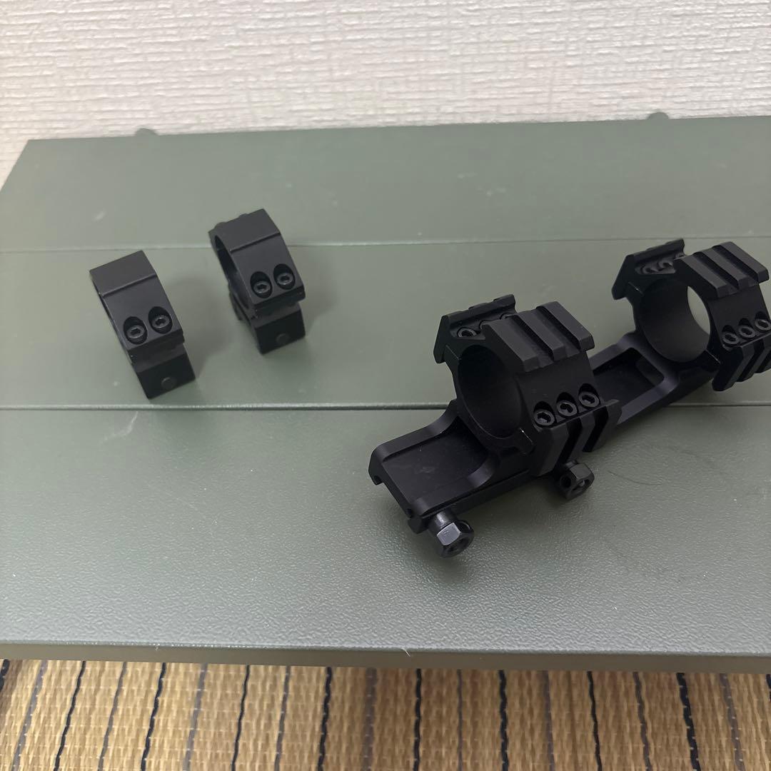 ベクターオプティクス　マスタング　1-4×30 中古美品