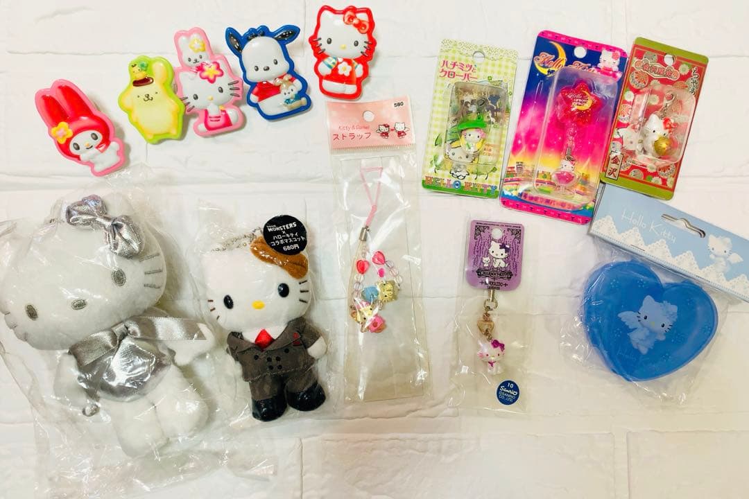 ☆レア☆ ハローキティ ぬいぐるみ　ストラップ　メモ　ポストカード等　20点
