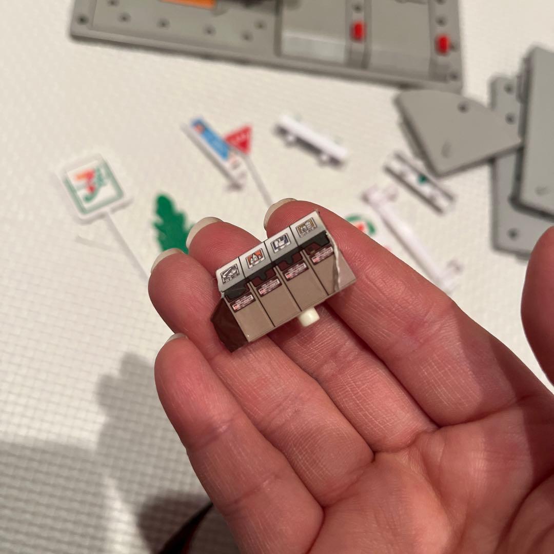 トミカタウン　セブンイレブン　おもちゃ