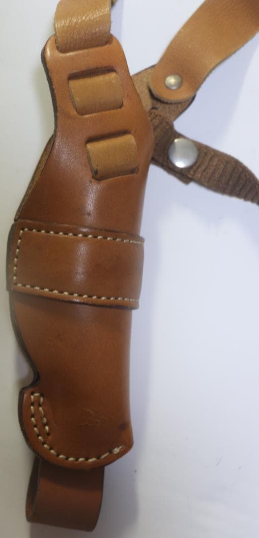 貴重　自動拳銃用（ワルサーＰＰＫ・モーゼルHSC等）革製ショルダーホルスター