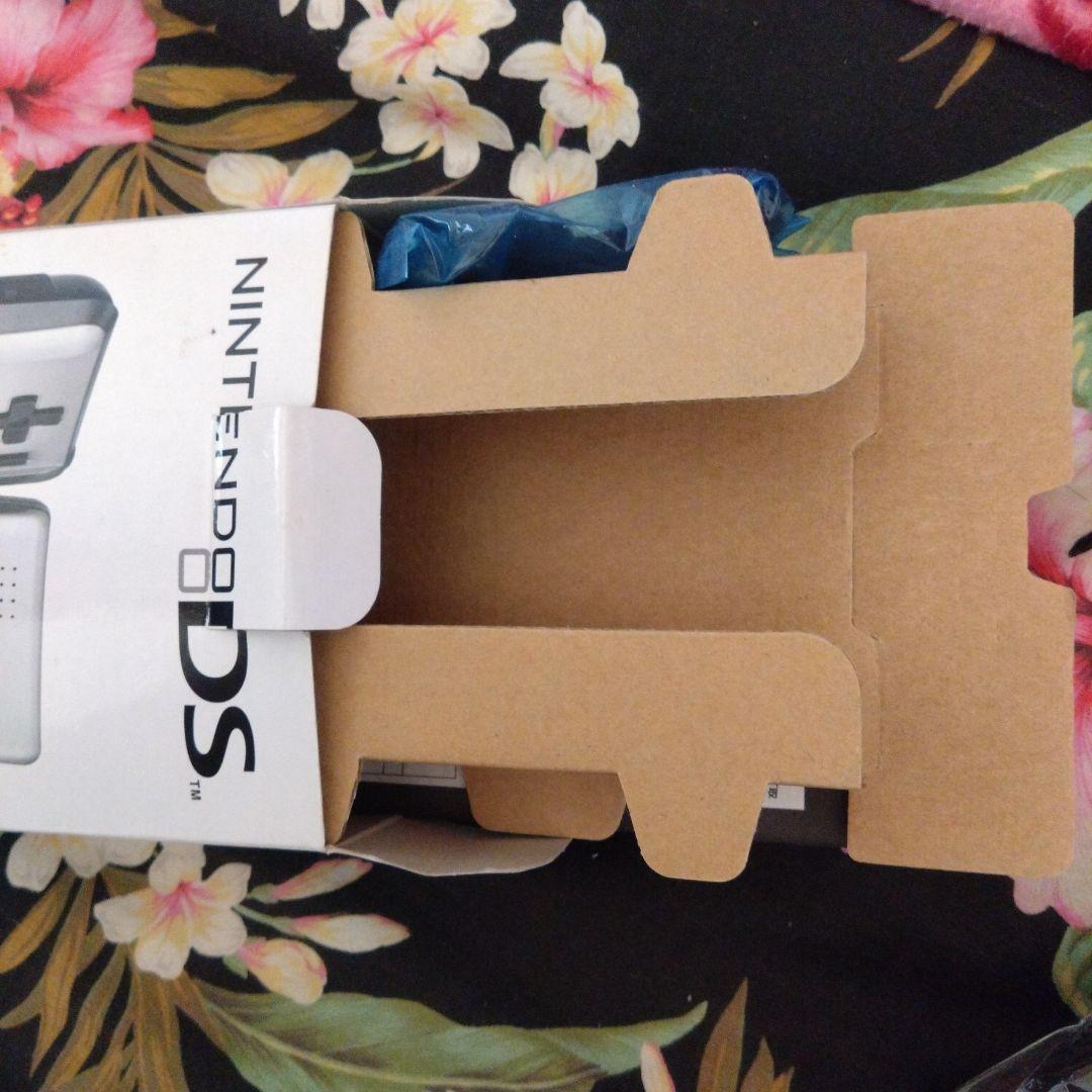 【期間限定値下げ】ニンテンドーDS★ 初代　シルバー　中古＋ソフト