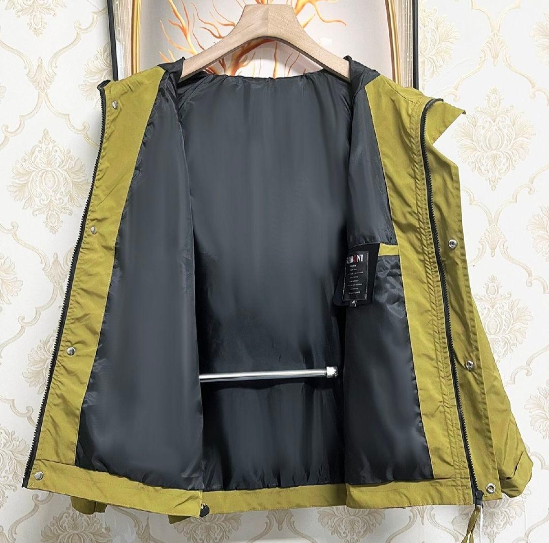 UABONI オリーブグリーン ウィンドブレーカー参考定価： 60400円