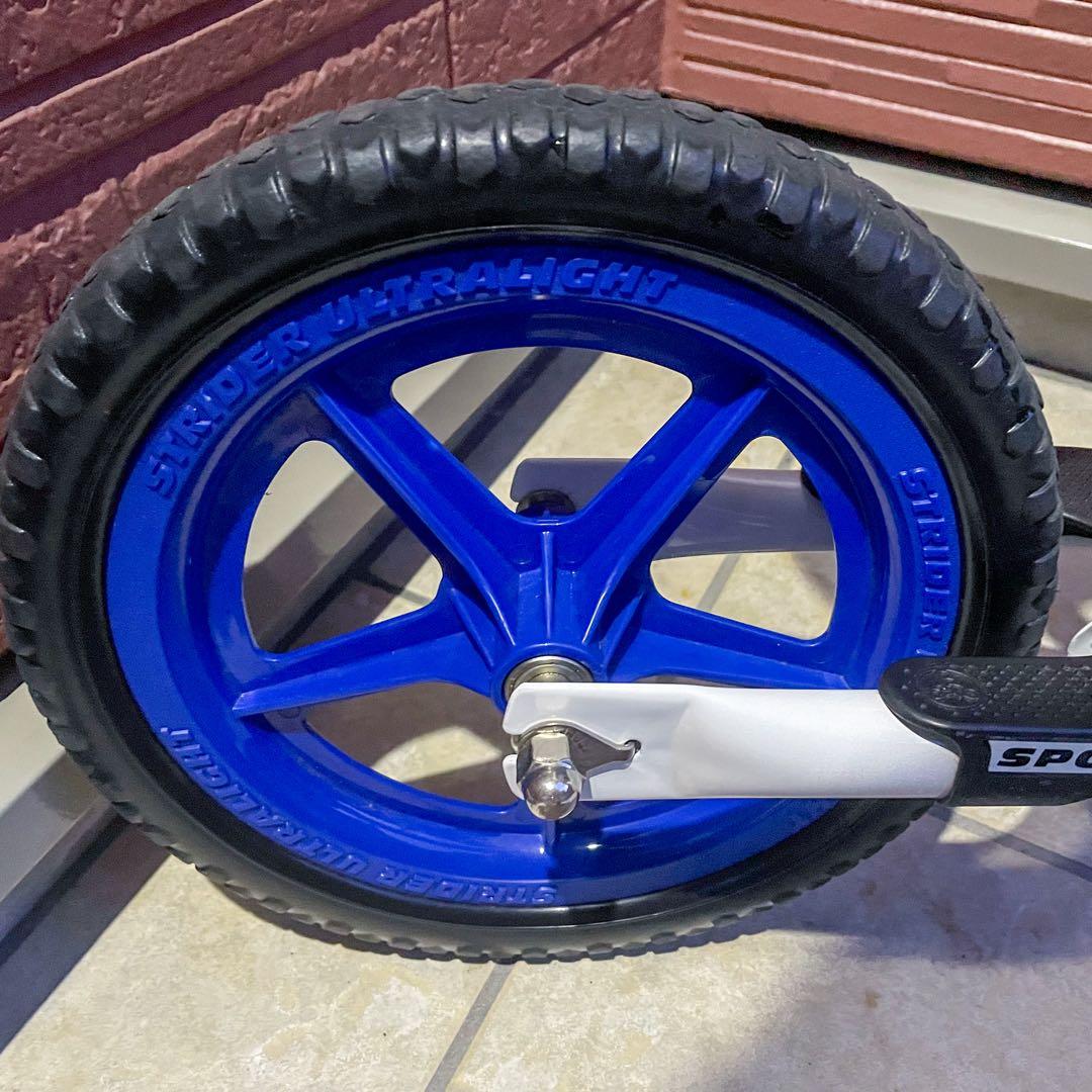 【美品】【限定色】STRIDER バランスバイク トリコロール