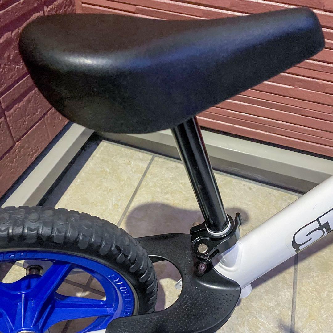 【美品】【限定色】STRIDER バランスバイク トリコロール