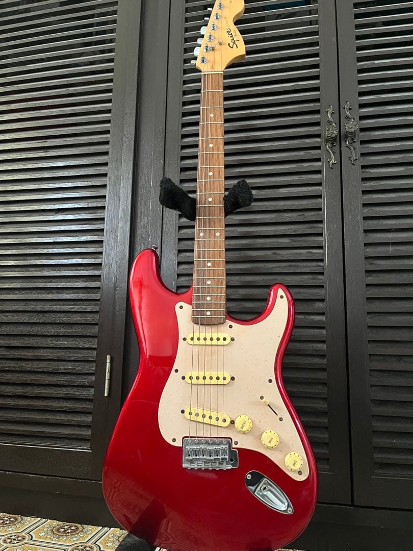 12/16まで価格Squier by Fender affinity ストラト