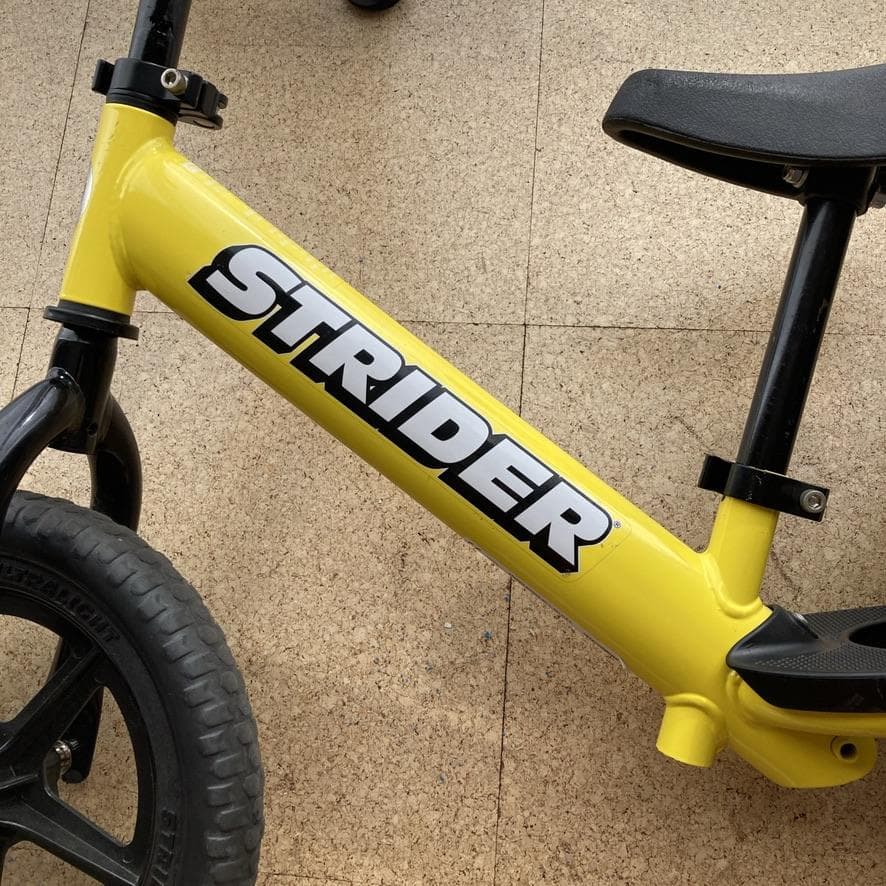 STRIDER sport スポーツ 12インチ 黄色 ストライダー