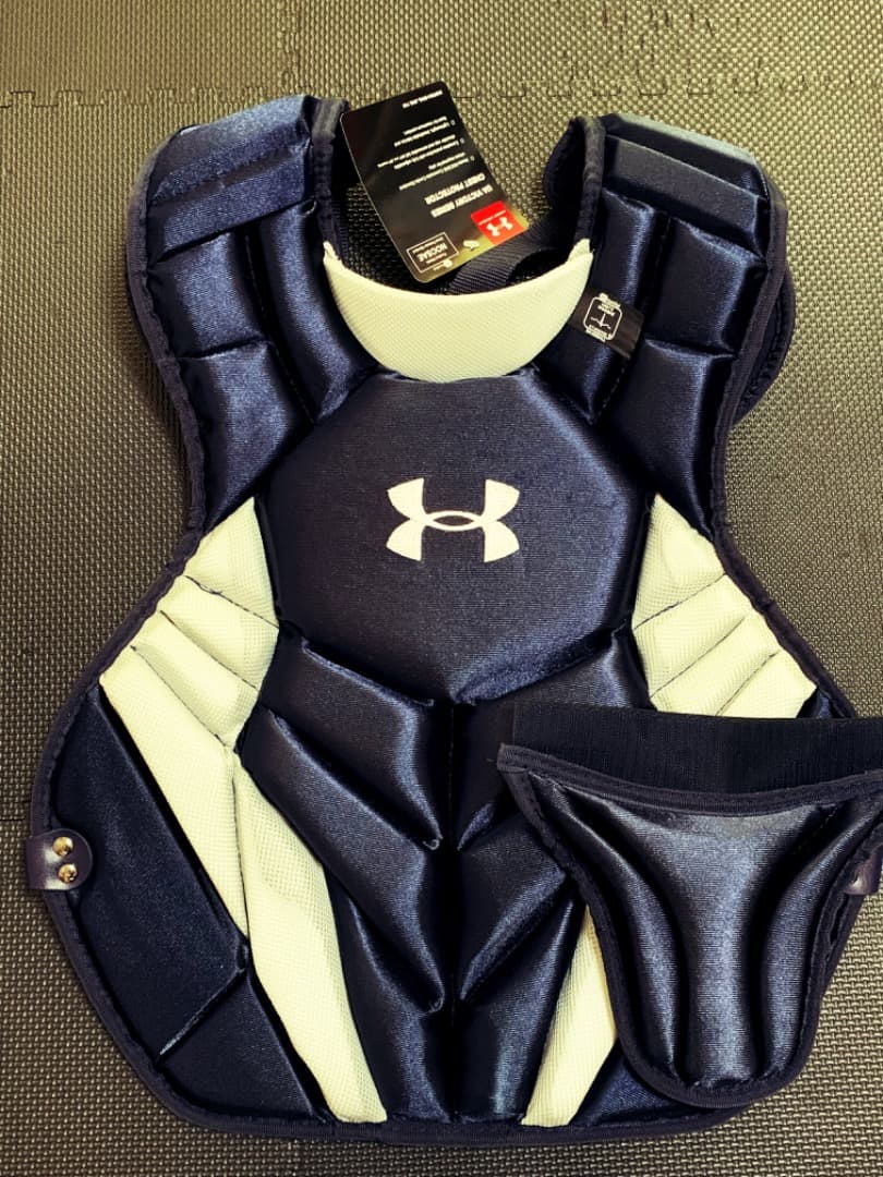 新品2026年★アメリカ限定発売☆アンダーアーマー☆キャッチャー３点セット☆紺