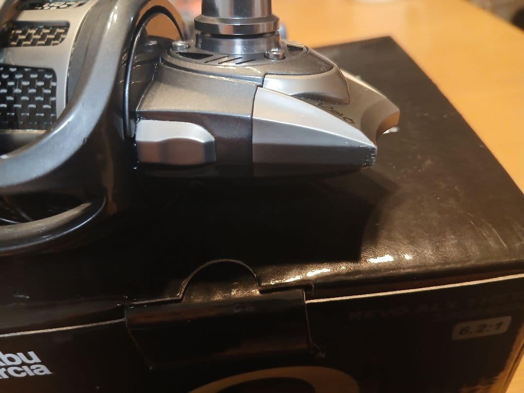 リール Abu Garcia ALX THEIA 3000MSH