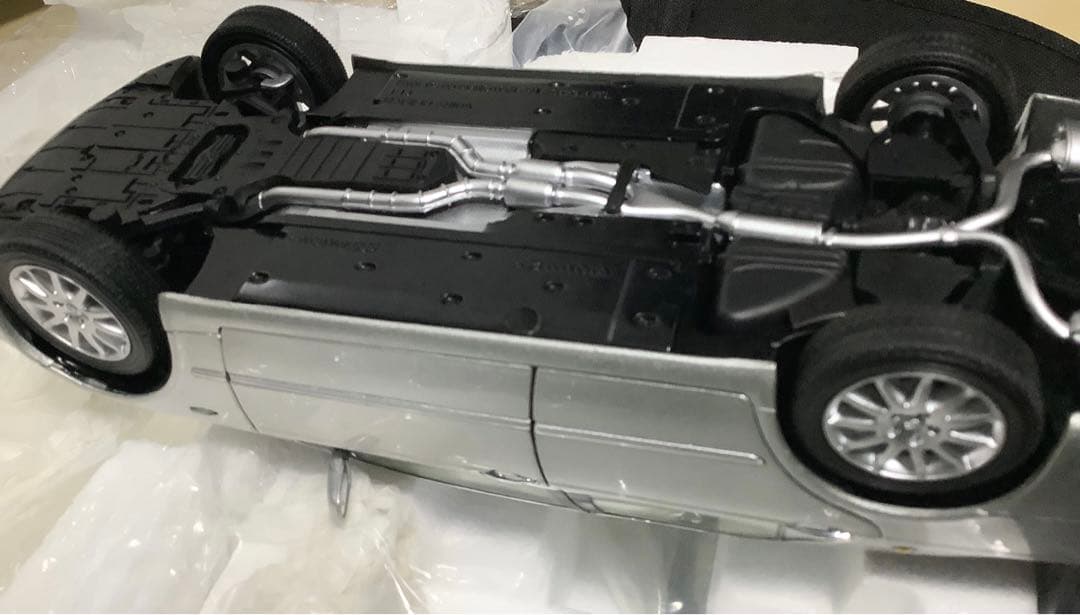 激レア　CROWN クラウン　ミニカー シルバー 1/18