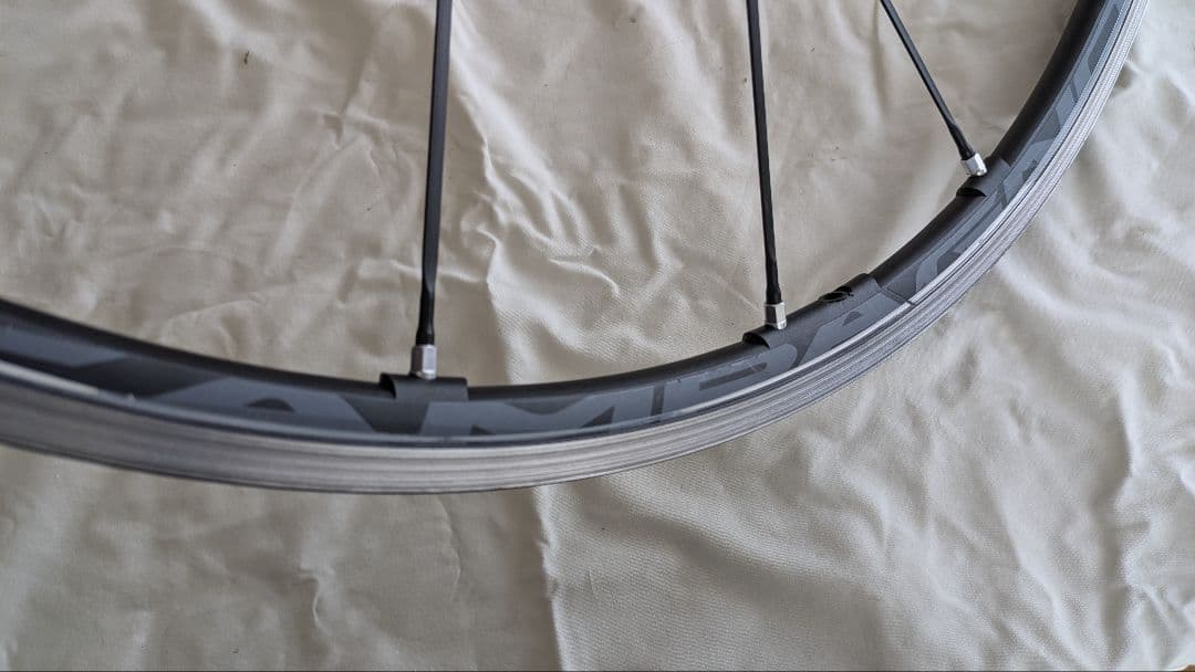 カンパニョーロ　シャマルウルトラ　ダークラベル前後セット