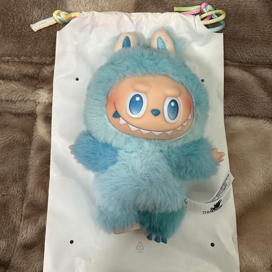 正規品 POPMARTラブブBig Into Energy