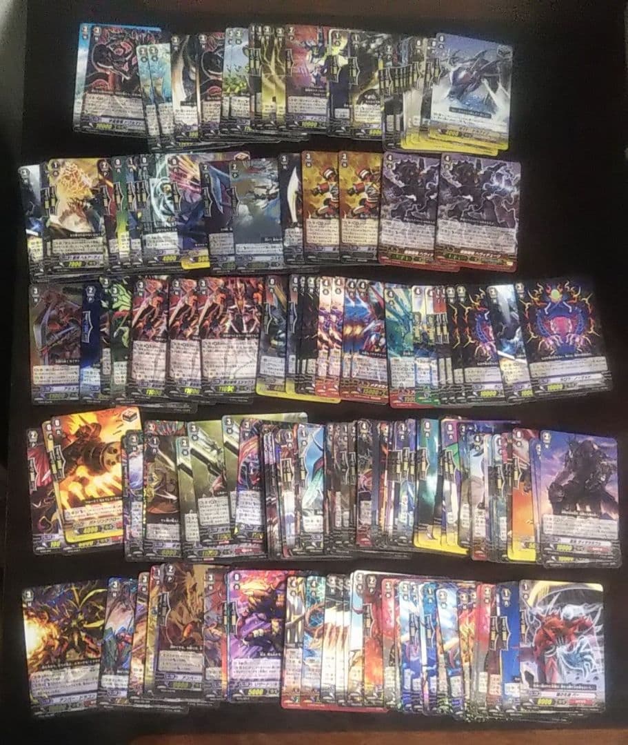 ヴァンガード 銀の茨の竜使いルキエ sp ４枚 +オマケ