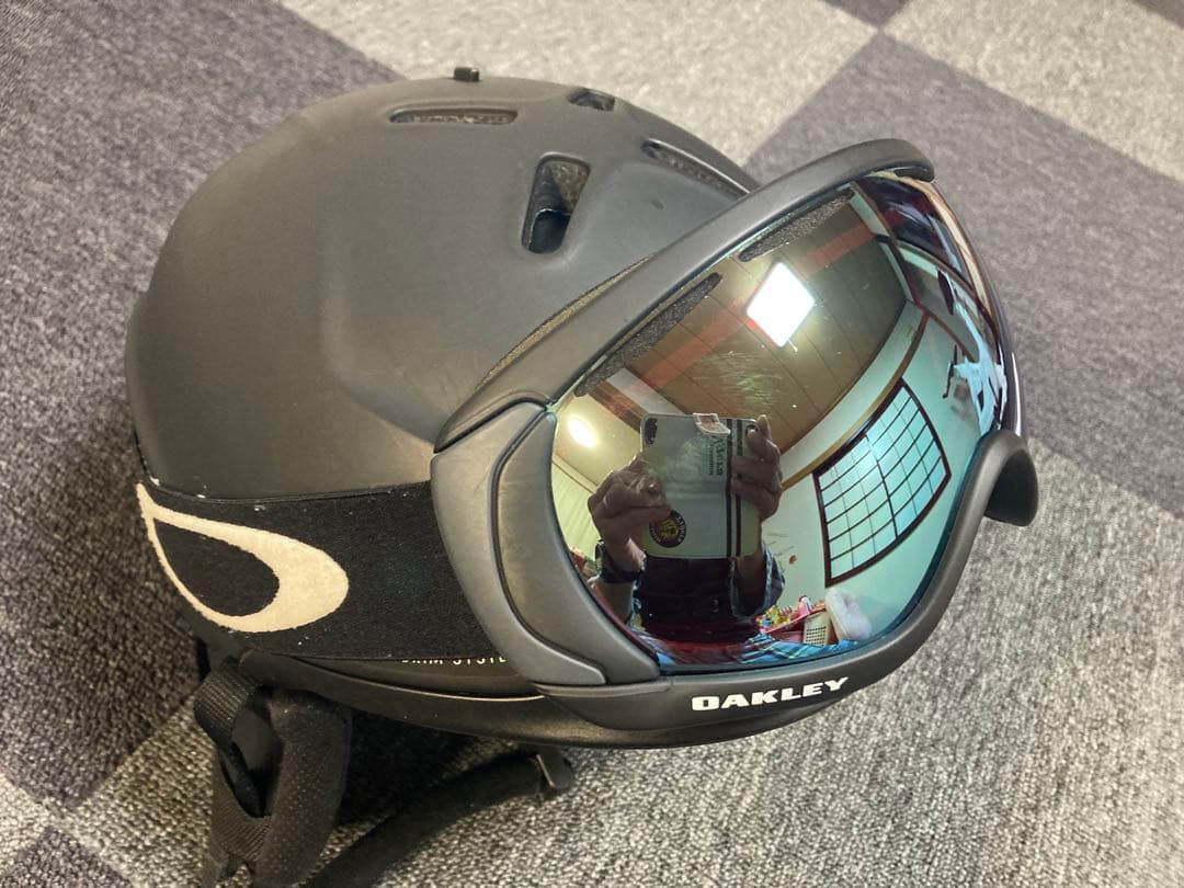Oakley ヘルメット & ゴーグルセット