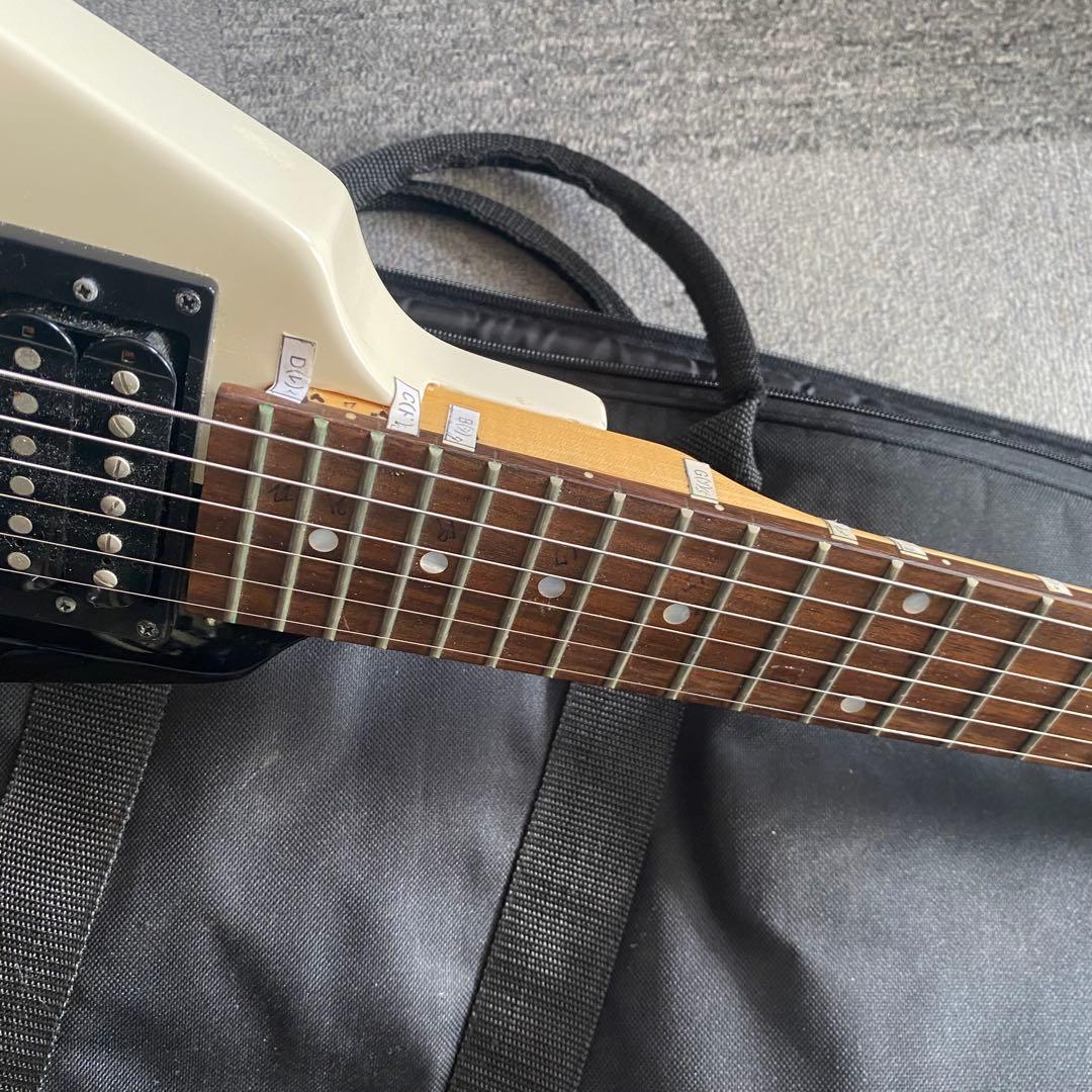 DEENGUITARS マイケルシェンカーモデルフライングV 専用ケース付改造品