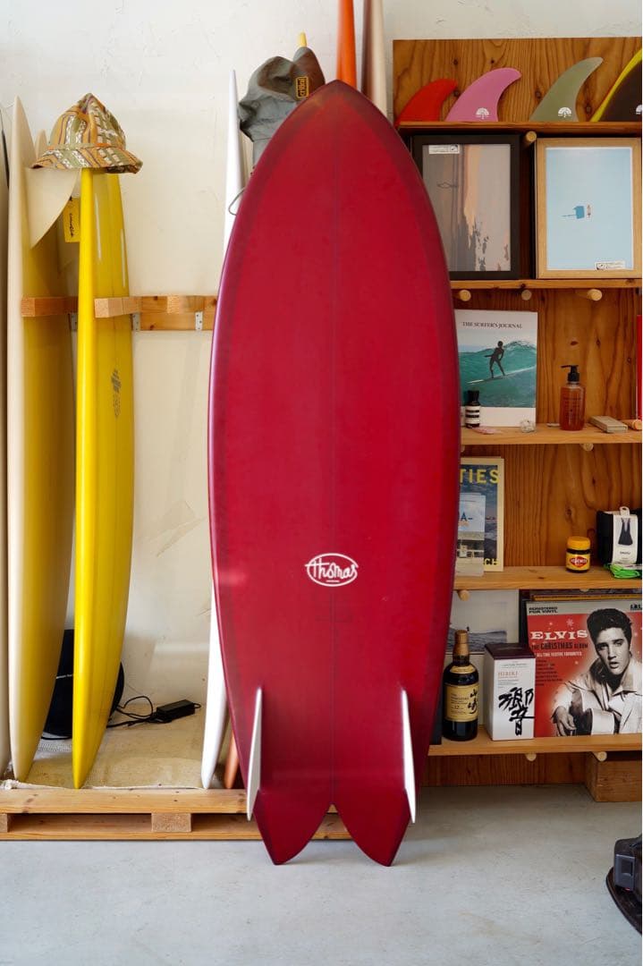 トーマスサーフボード　5.６ツイン　未使用