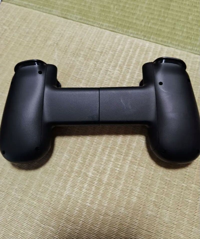 BACKBONE iPhone、Android用ゲームコントローラー