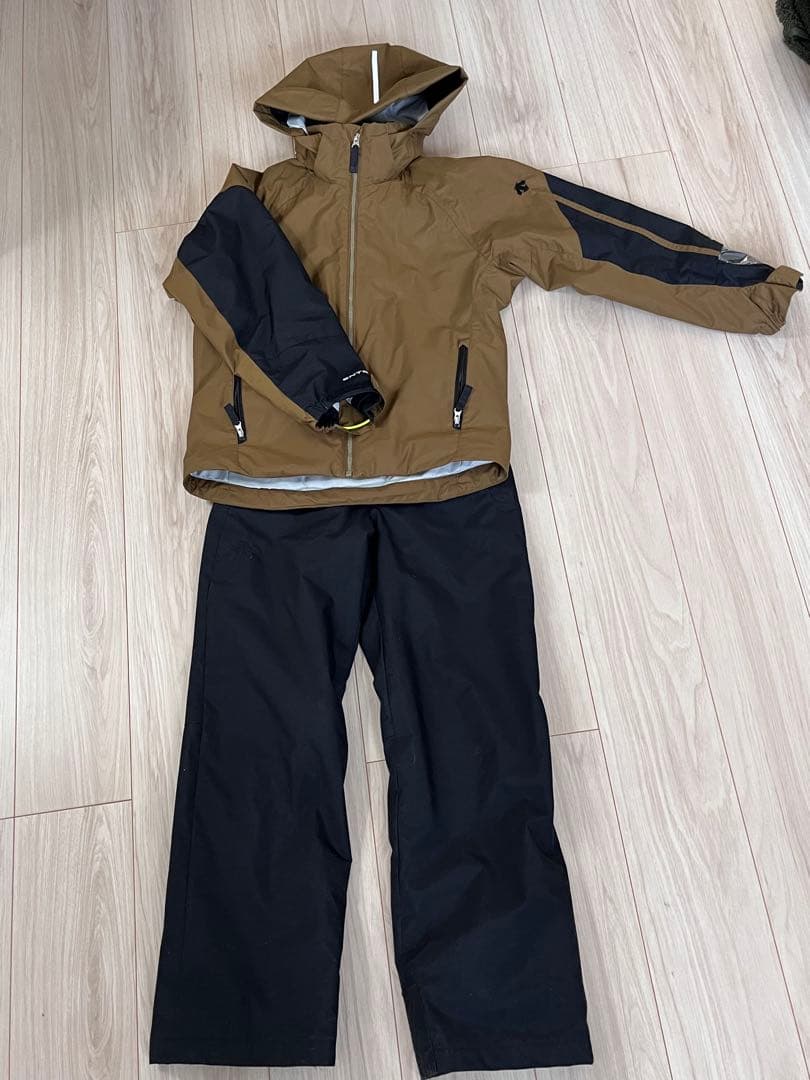 デサント　子ども用スキーウェア 150サイズ ブラウン/ブラック