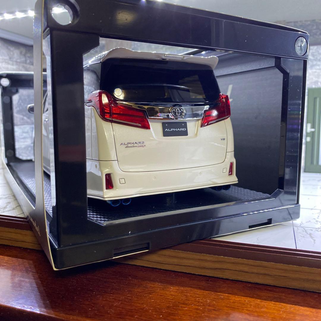 イグニッションモデル アルファード 1/18ホワイト