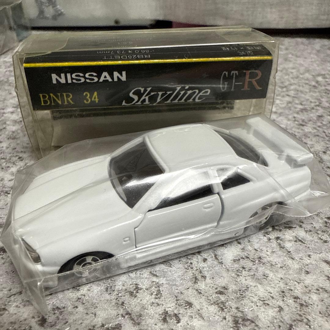 d*9様 希少非売未開封品　CLUB-RRR BNR34 スカイラインGT-R