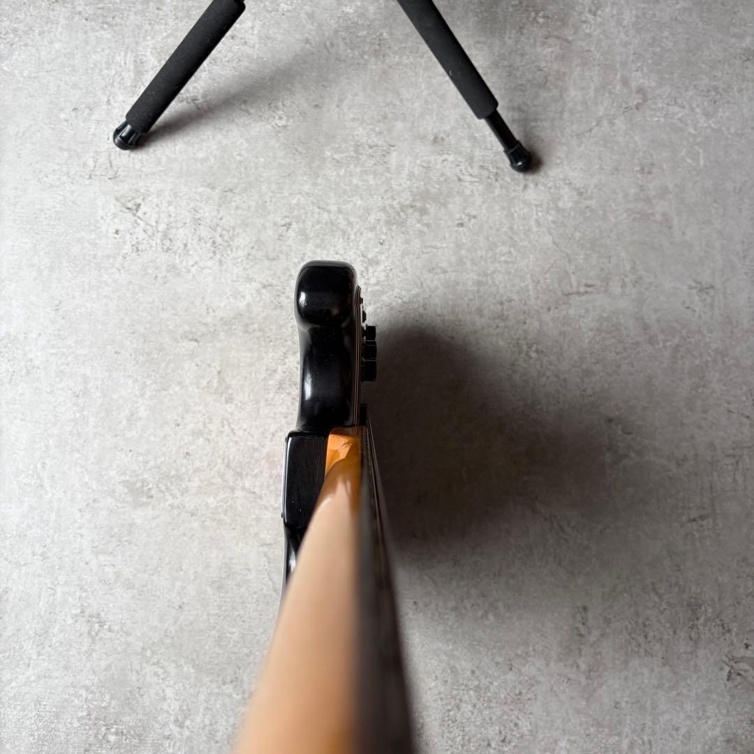 09年製 Fender roadworn 60s jazz bass