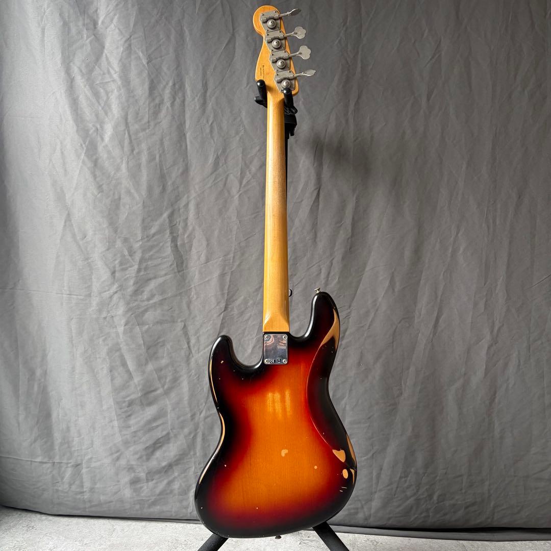 09年製 Fender roadworn 60s jazz bass