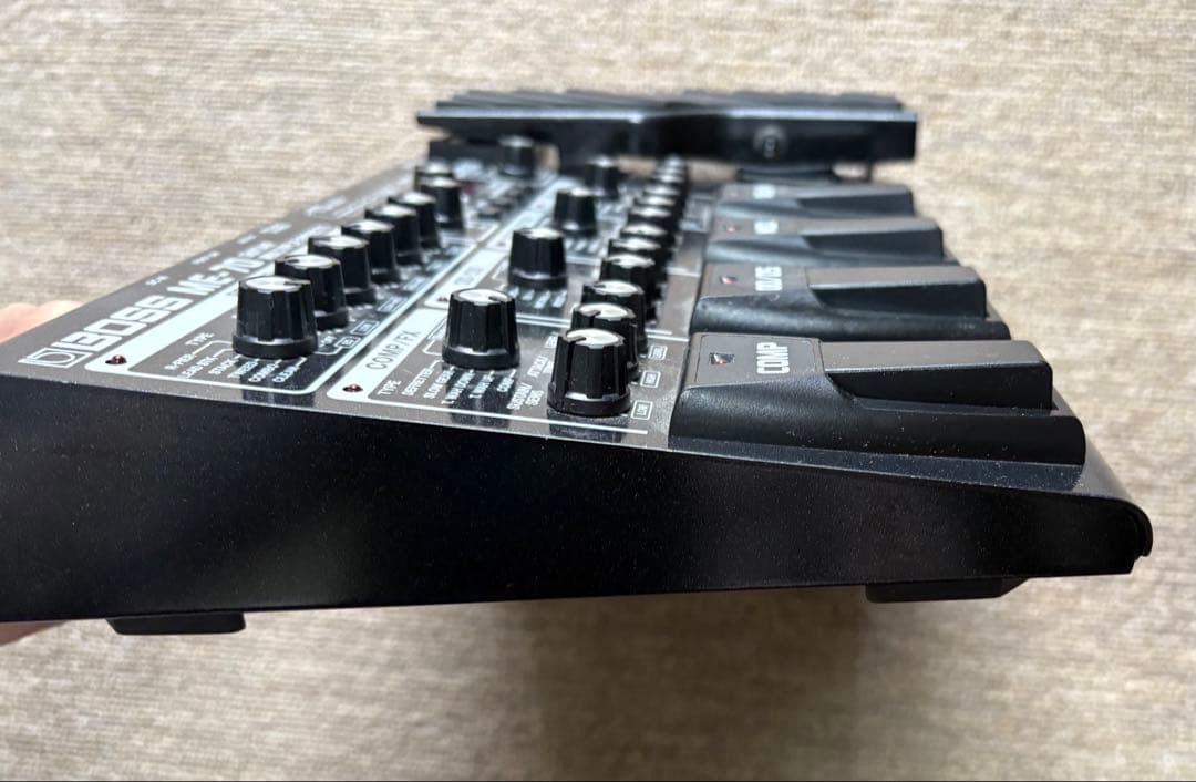 BOSS ME-70 ギターマルチエフェクター