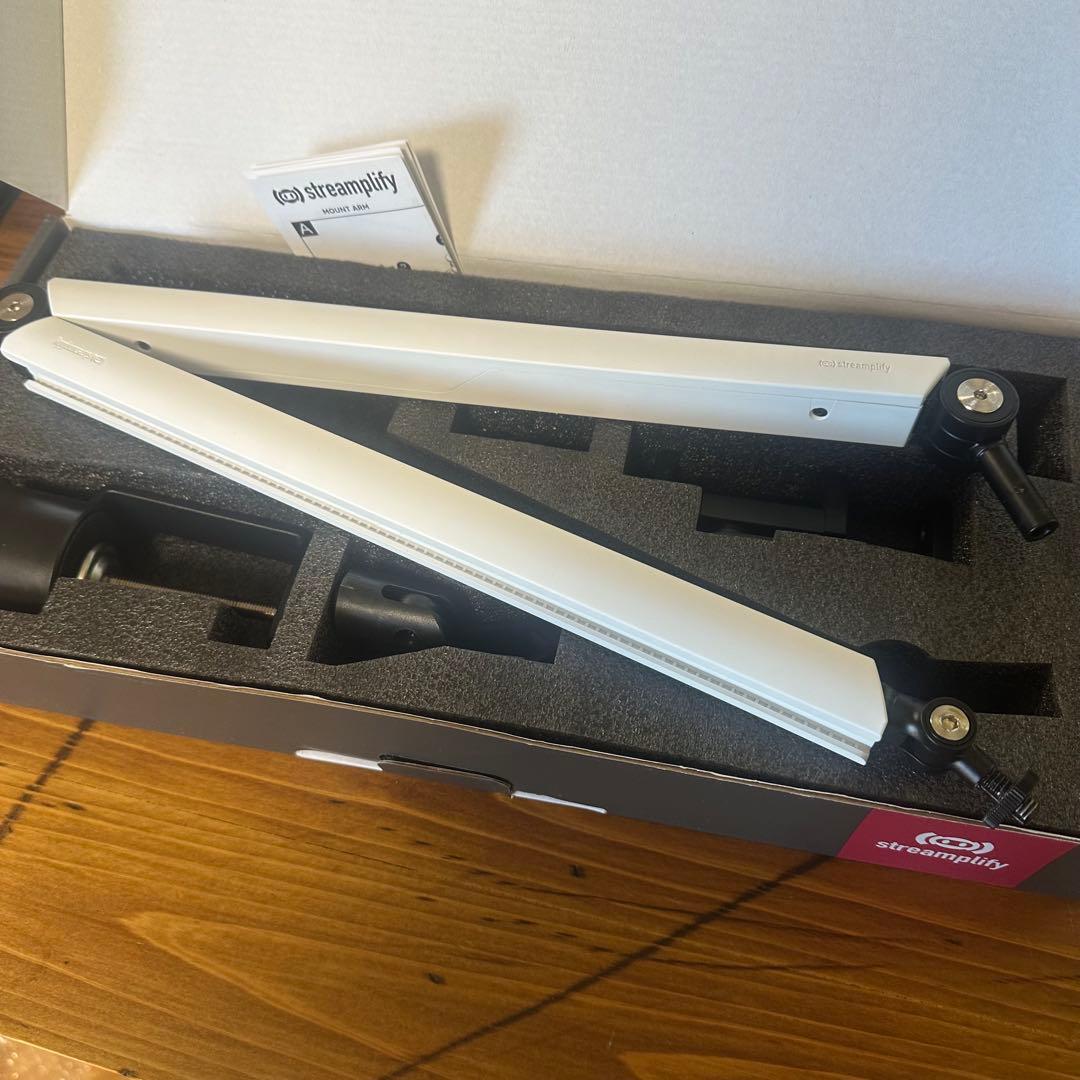 Streamplify MIC PRO コンデンサーマイク　MOUNT ARM