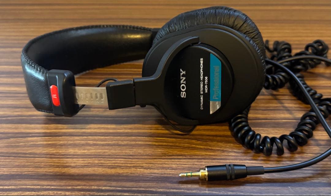 SONY MDR-7506 スタジオモニターヘッドホン