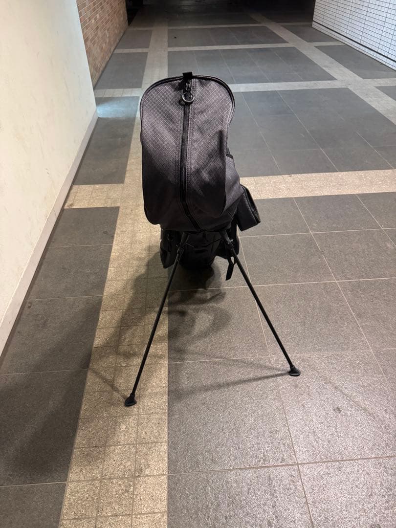 OAKLEY キャディバッグ 黒 スタンド付き