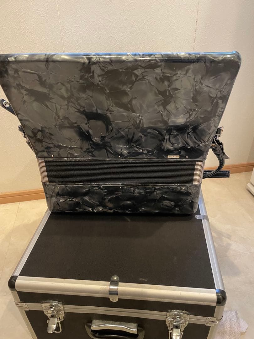 キョーリツ　アコーディオン　ACD-500 ハードケース付き　32鍵盤