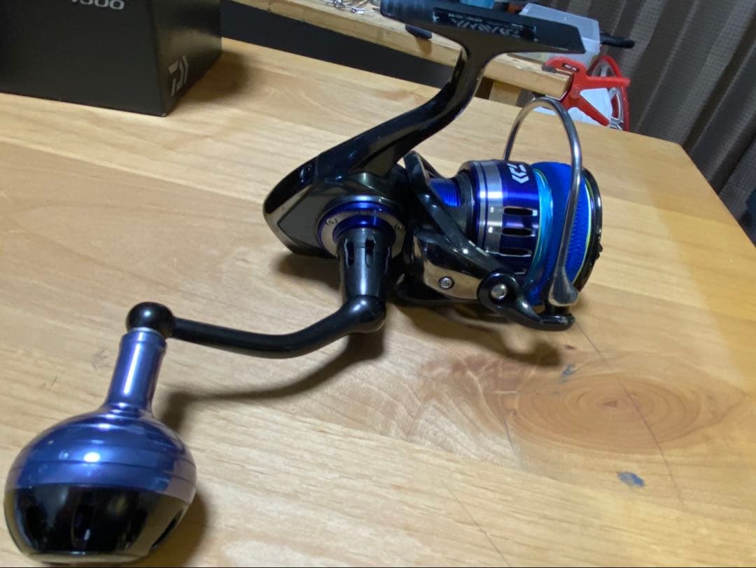 Daiwa SALTIGA 5000H スピニングリール