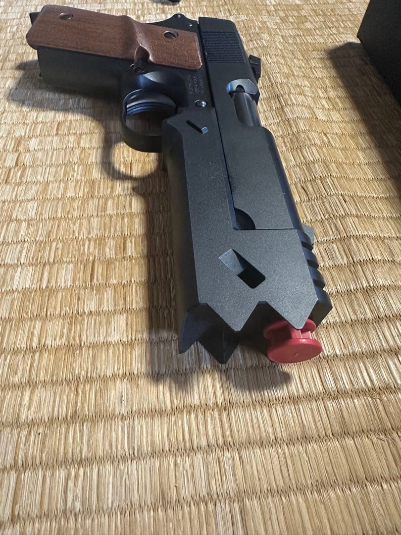 東京マルイ　千束の銃　(ガスガン)