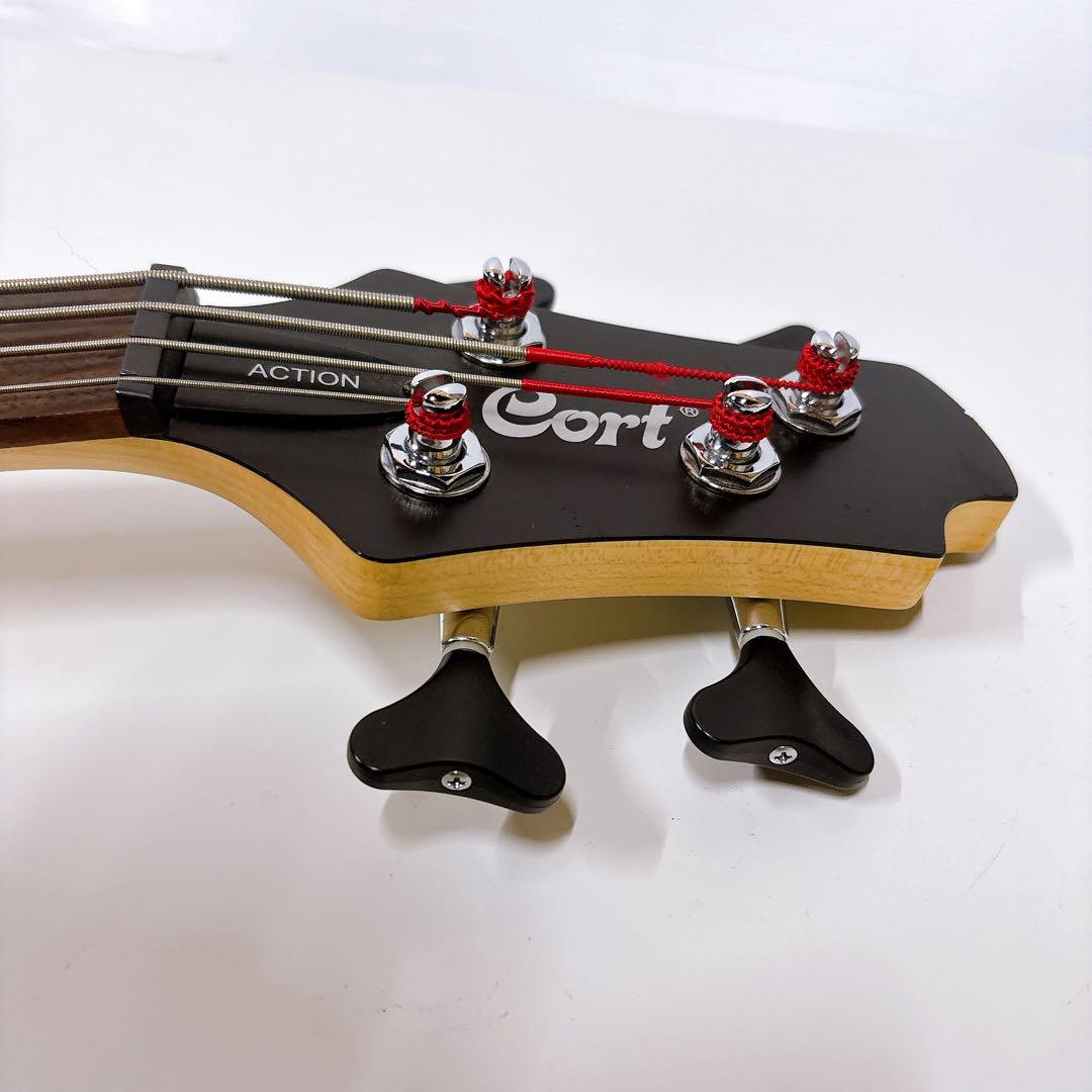 Cortコルト Action ベース レッド