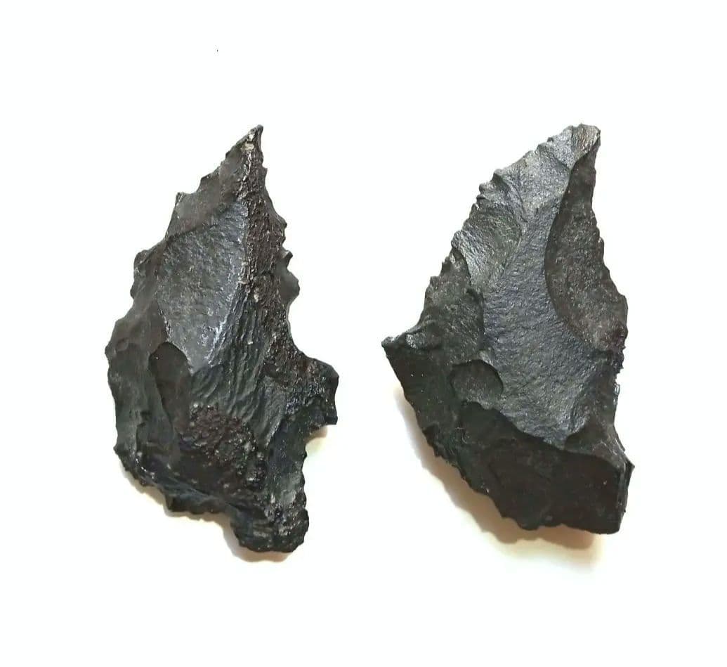 サバイバルナイフになります！❑ 石器 359 模写 サヌカイト❒