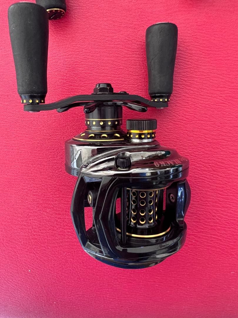 Abu Garcia 美品　レボブラック9 カーボンショートハンドル付き