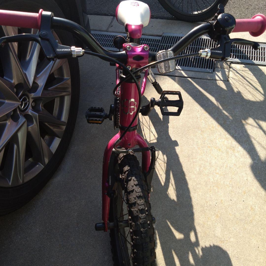 【大阪市内引渡希望】ヨツバサイクル　ピンク　１６インチ