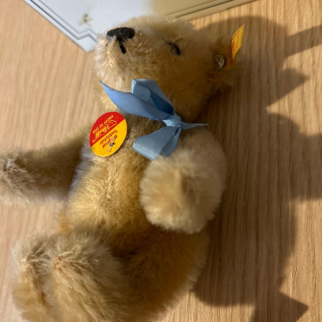 シュタイフ　 ドイツのティディベアの老舗高級シュタイフ社のミニサイズのテディベア