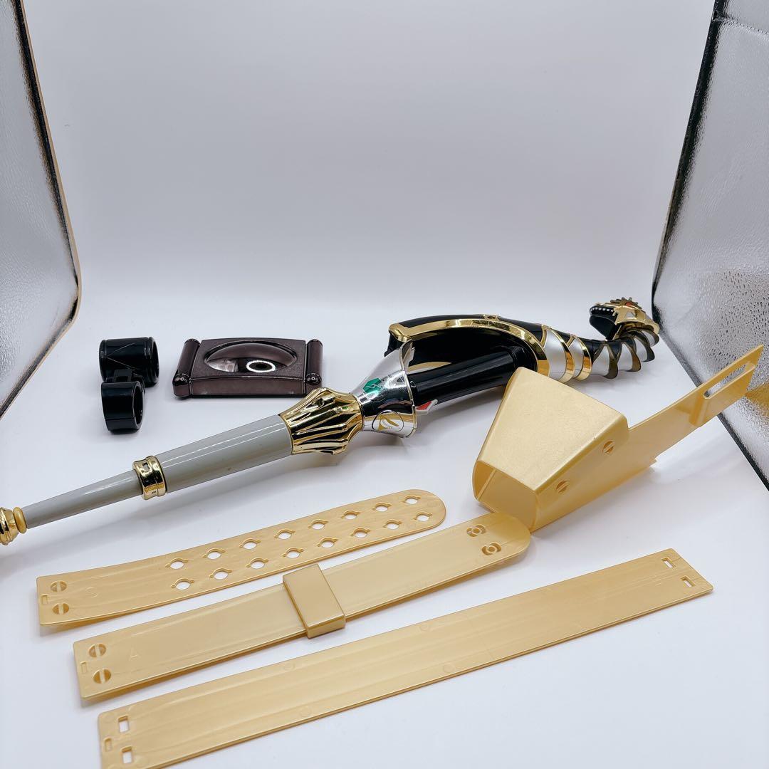 【希少・美品】爆竜戦隊アバレンジャー　 ダイノボンバーセット&ダイノスラスター