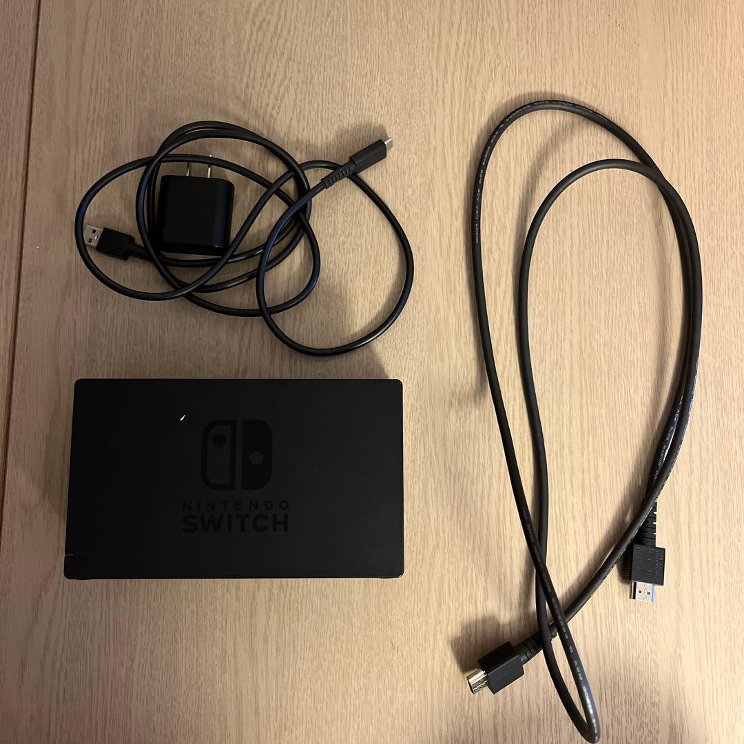 Nintendo Switch Lite 青/黄 本体　写真の付属品付き